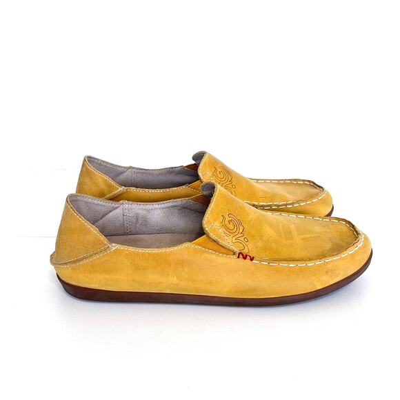 Olukai Nohea Nubuck Women Slip On Loafers Shoes Size 10 Tan Leather Moccasins
